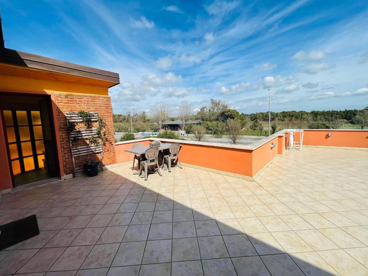 Regina Del Mare Holiday Apartments Tirrenia Exterior photo