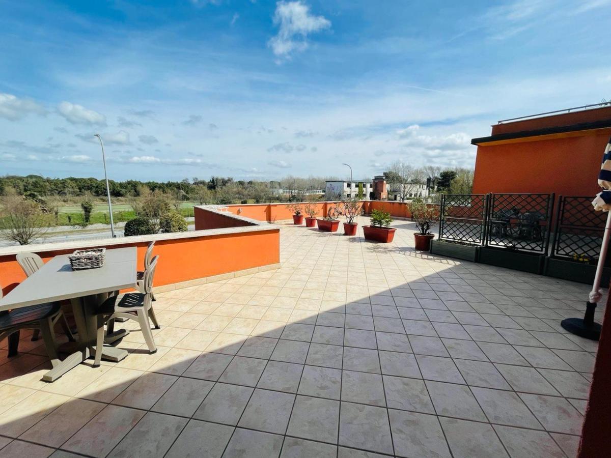 Regina Del Mare Holiday Apartments Tirrenia Exterior photo
