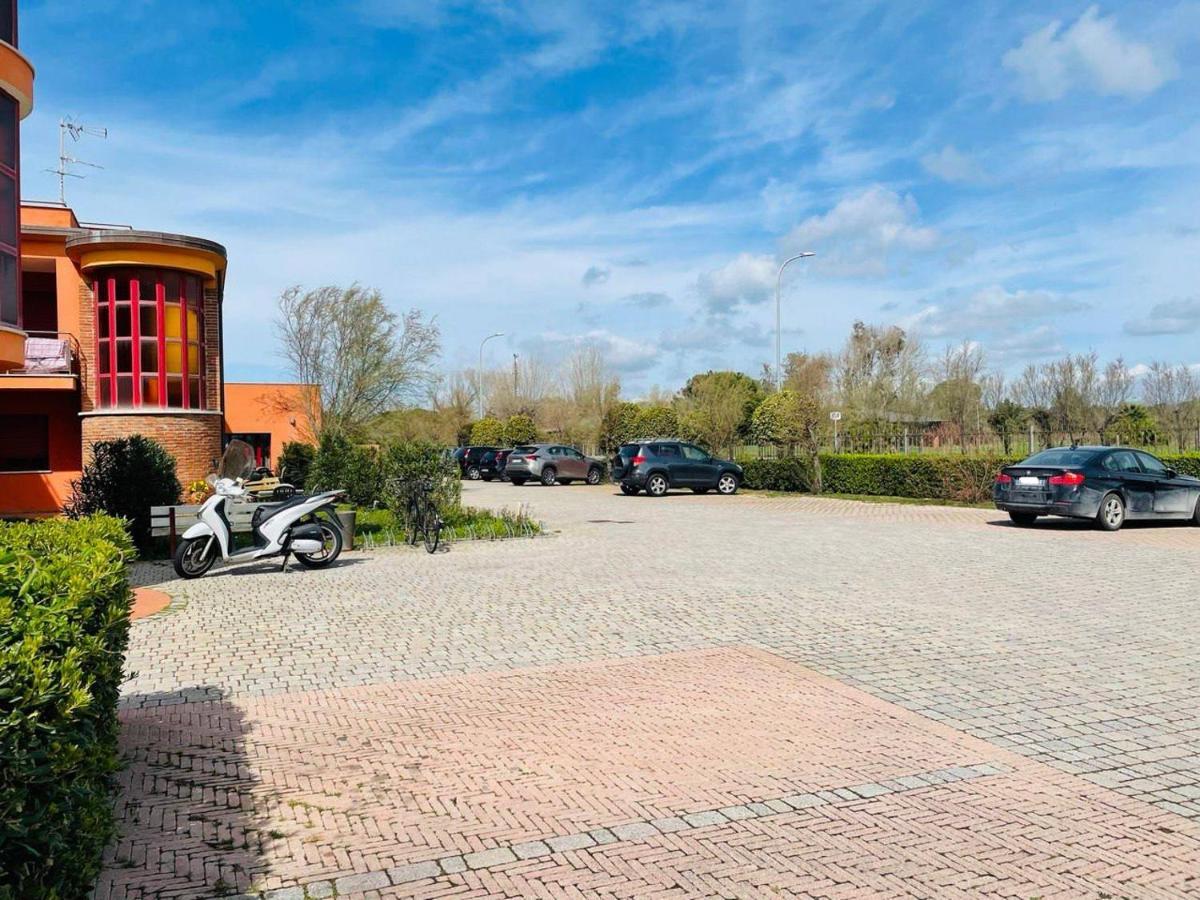 Regina Del Mare Holiday Apartments Tirrenia Exterior photo